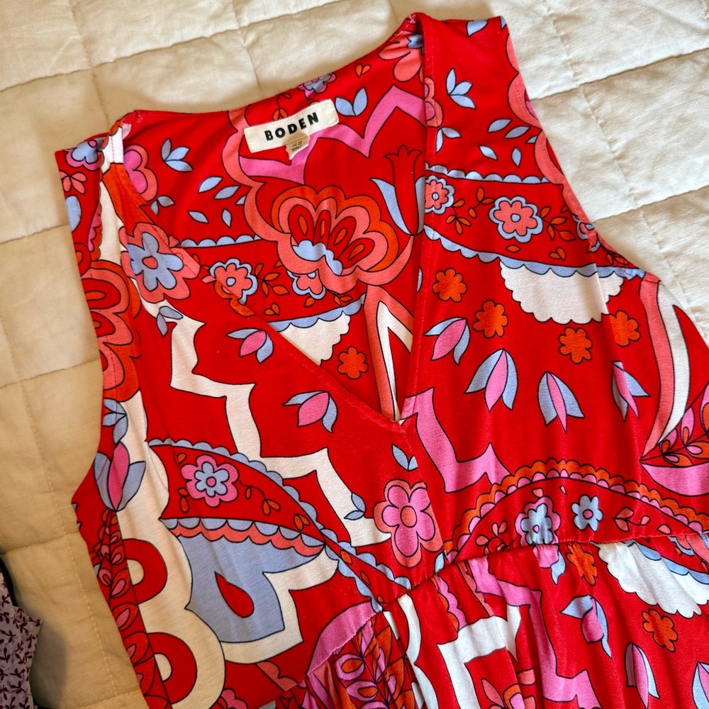 Boden Multicolor Floral Patterned Fabric